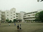 府中市立若松小学校 869m