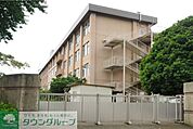 八王子市立由木中学校 861m