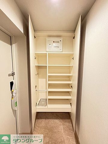 収納