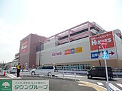 sanwa町田三輪店 徒歩3分。 240m