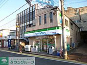 ファミリーマート百合丘三丁目店 徒歩10分。コンビニ 760m