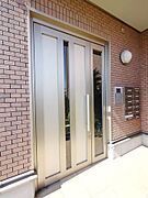 ★オートロック付きエントランス★