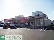 セブンイレブン 徒歩14分。コンビニ 1100m