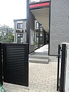 見通しの良いエントランスです