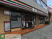 セブンイレブン 徒歩9分。コンビニ 660m