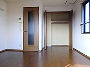 最上階・南西向きで日当たり良好（窓無し）