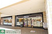  マツモトキヨシ matsukiyoLAB 市川駅南口店 徒歩6分。 450m