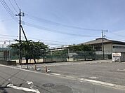 毛呂山町立毛呂山中学校 1082m