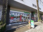 ファミリーマート狭山市駅東口店 742m