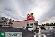サンドラッグ東松山店 徒歩1分。ドラックストア 80m