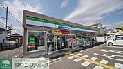 ファミリーマート川越的場北店 徒歩3分。 210m