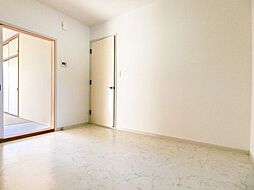 西武拝島線 東大和市駅 徒歩4分の賃貸アパート 2階2DKのリビング/ダイニング