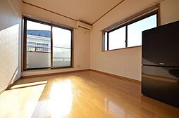 ピア国立 203 2階ワンルームのリビング/ダイニング