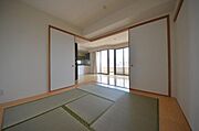 同建物の同間取りの別のお部屋のイメージです。
