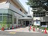周辺：ひかり図書館 587m