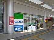 ファミリーマート 412m