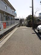 目の前の通り