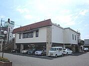 ロイヤルホスト立川南店 701m
