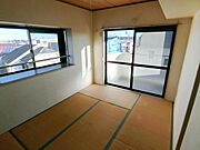 ♪畳の上でゴロゴロお昼寝しませんか♪