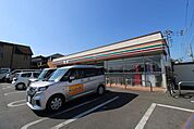 セブンイレブン東岩槻5丁目店 徒歩16分。 1210m