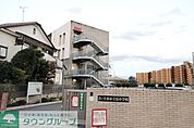 さいたま市立島小学校 徒歩88分。 7020m