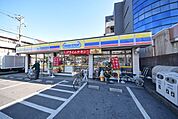 ミニストップ大成町店 387m