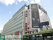 大宮タカシマヤ 徒歩8分。デパート 570m