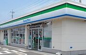 ファミリーマート上尾原市店 598m