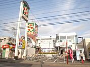 ライフ指扇店 1342m