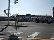 ミニストップ桶川上日出谷店 徒歩4分。 270m