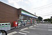 ファミリーマート上尾日産通り店 1212m