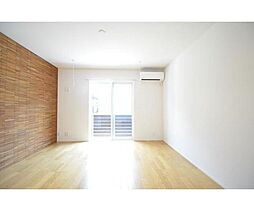 JR総武線 三鷹駅 バス16分 第二小学校前下車 徒歩7分の賃貸アパート 1階2SLDKのリビング/ダイニング