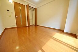 小田急小田原線 豪徳寺駅 徒歩6分の賃貸マンション 5階1Kのリビング/ダイニング