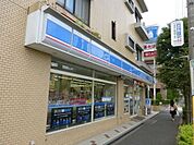 ローソン調布布田店 587m