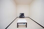 ★テーブル、テレビ付き★