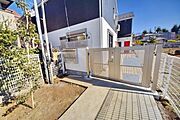 ★オートロック付のエントランス付近★
