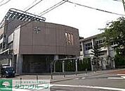 私立聖ドミニコ学園中学校 徒歩12分。中学校 930m