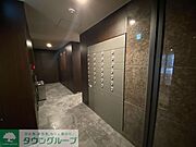 タウンハウジングレジデンス事業部　恵比寿店・赤坂店までお問合せ下さい。