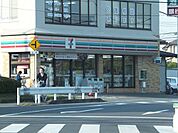セブンイレブン相模原南台2丁目店 徒歩9分。コンビニ 690m