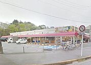sanwa山崎店 徒歩22分。スーパー 1700m