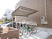 ★安心の屋根付き駐輪場★