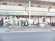 セブンイレブン 352m