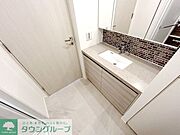 お部屋探しは株式会社　タウンハウジング　までお気軽にお問合せ下さい。クレジットカード決済・首都圏を中心直営143店舗　仲介件数全国2位の豊富な実績！諸費用・審査等・何でもご相談下さい。
