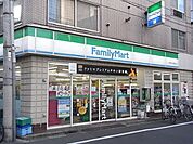 ファミリーマート 200m