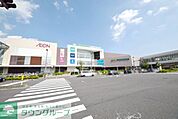 レイクタウン 徒歩7分。ショッピングセンター 540m