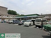 ファミリーマート 750m