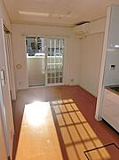 明るいお部屋です