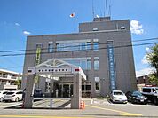 東村山警察署 81m