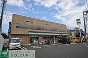 ファミリーマート東久留米本町二丁目店 徒歩10分。 730m