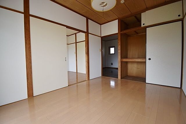 寝室